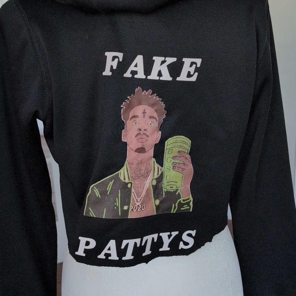 STARTER Black and White Fake Patty's Cropped Hoodie - Picture 3 of 6